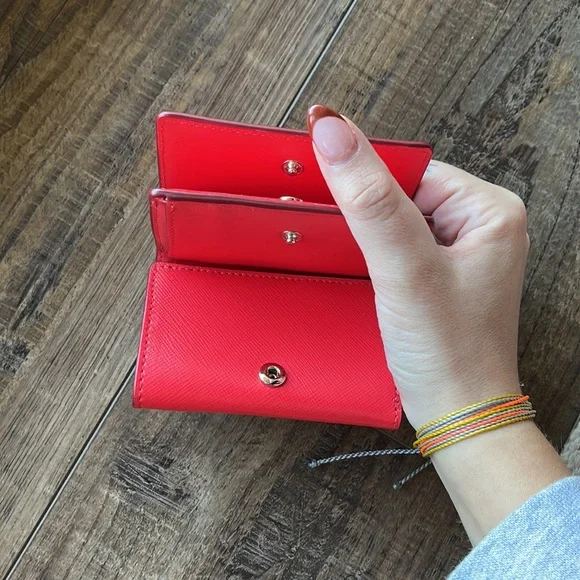 Kate Spade Wallet *never used* - Picture 3 of 5